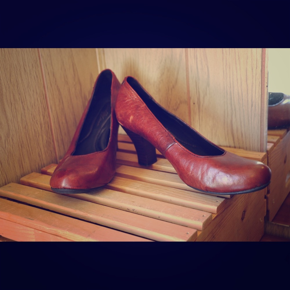 Leather heel